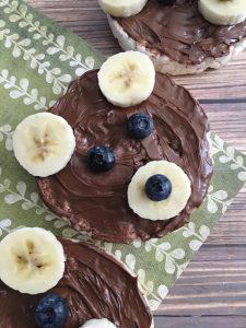 I love fun after school snack ideas for my kids, and this Three Bears Nutella Snack is a great idea. Using some common ingredients, I can easily build a fun bear face for my kids to enjoy. - Teaspoon of Goodness