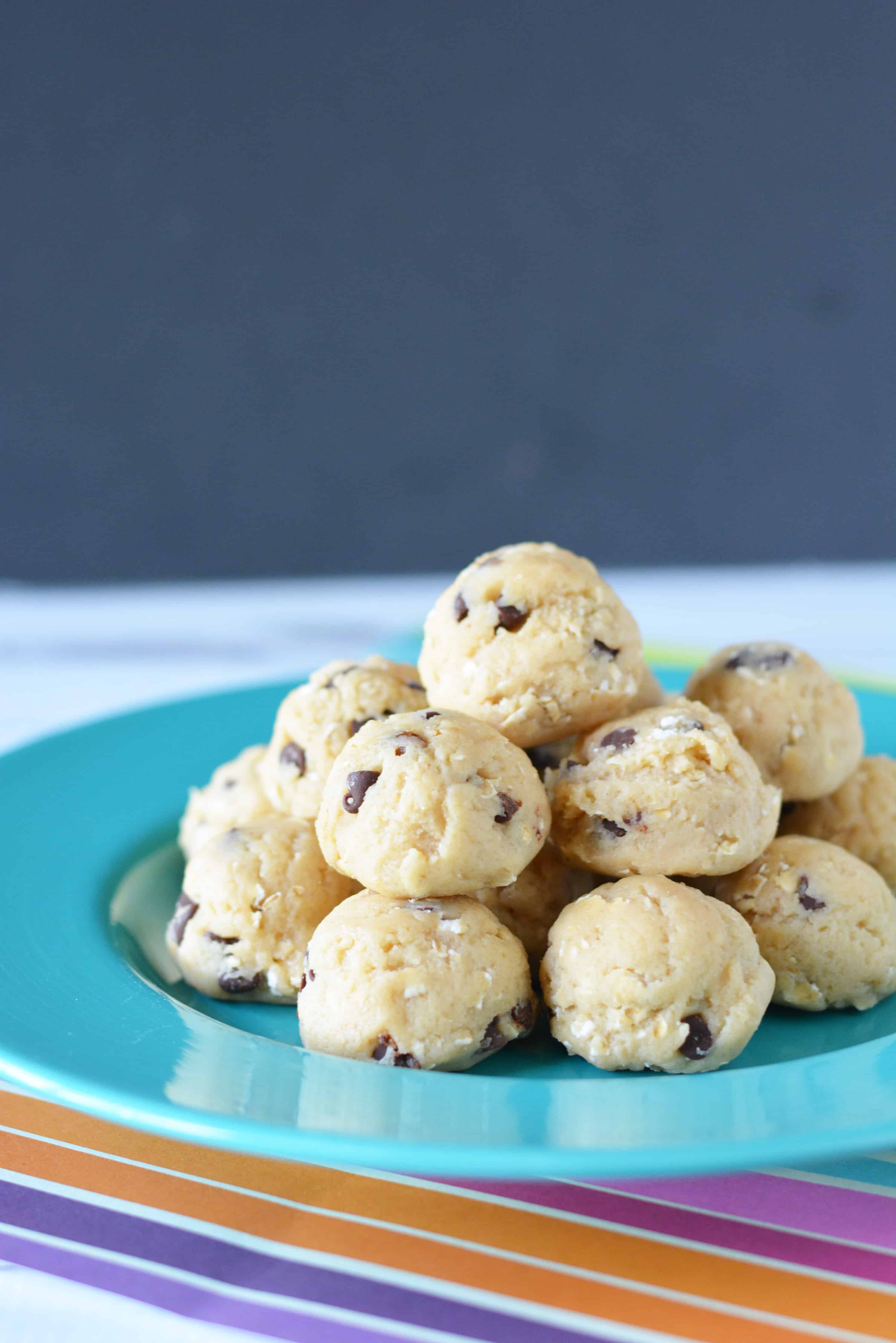 No Bake Chocolate Chip Cookies Ball Recipe - Teaspoon Of Goodness