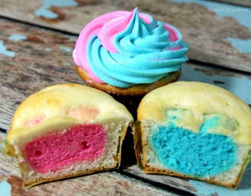 Gender Reveal Cupcakes | Baby Shower Cupcakes | Teaspoon of Goodness