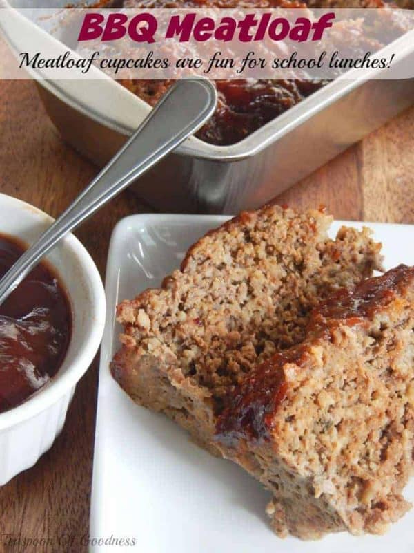 Snag this 6 ingredient easy to follow bbq meatloaf recipe that also freezes wonderfully. Turn this bbq meatloaf recipe into muffins for fun school lunch ideas. - Teaspoon Of Goodness