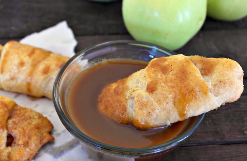 Apple Cinnamon Crescent Rolls - Teaspoon Of Goodness