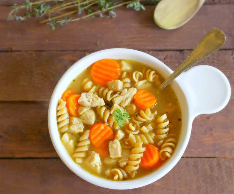 This Easy Chicken Noodle Soup is ready from start to finish in 15 minutes using precooked chicken and frozen veggies. - Teaspoon Of Goodness