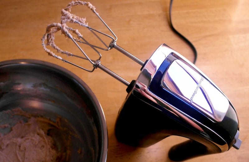 There is nothing as delicious as this Butter Cookie Recipe, and truly no cookie as easy to make. The simple classic list of ingredients coupled with the use of the Hamilton Beach 6 Speed Hand Mixer make it a fast and easy recipe to make to serve as a special dessert, kids lunch box treat or even holiday cookie. - Teaspoon Of Goodness