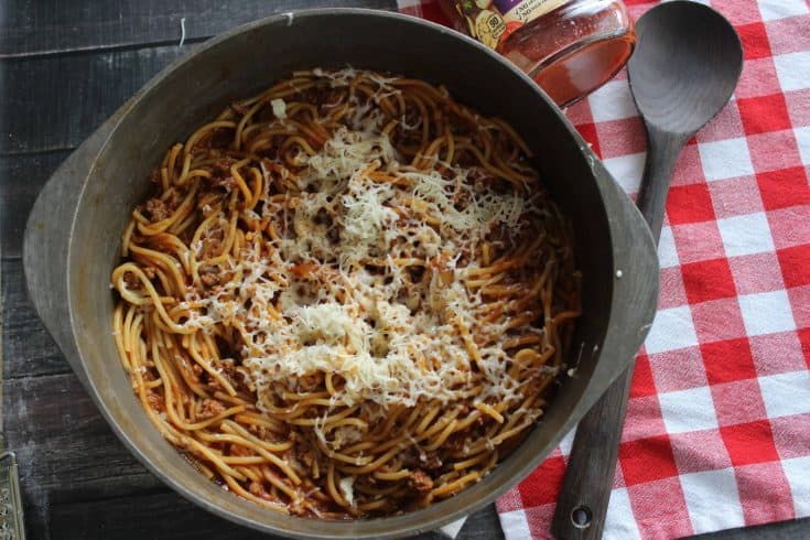 Busy nights call for quick meals and I often need to cut corners without cutting out the quality and flavor of my meals - a one pot pasta dinner to the rescue! - Teaspoon of Goodness