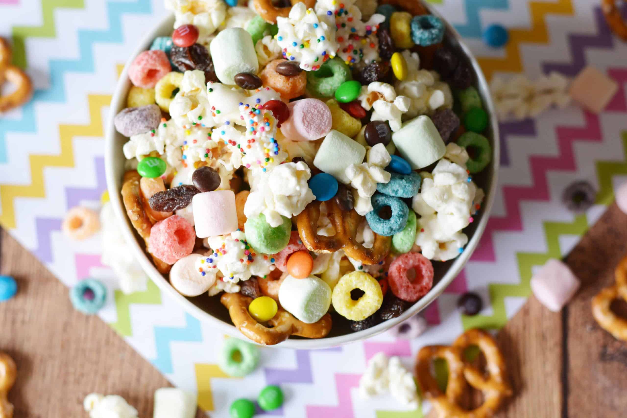 One Handful Wont Be Enough Of This Popcorn Snack Mix