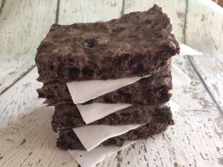 We love making these Oreo Dessert Bars and enjoy as a special treat! - Teaspoon of Goodness