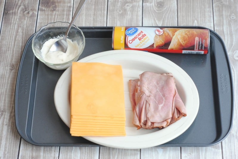 Ham & Cheese Croissants are the perfect meal any time of day. Whether you serve these for breakfast, lunch, or dinner, they are going to make everyone in your house happy. - Teaspoon of Goodness