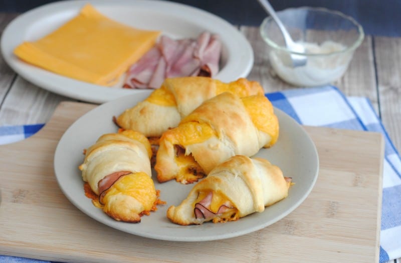 Ham & Cheese Croissants are the perfect meal any time of day. Whether you serve these for breakfast, lunch, or dinner, they are going to make everyone in your house happy. - Teaspoon of Goodness