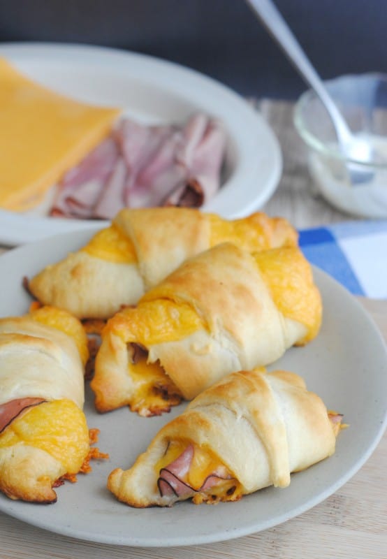 Ham & Cheese Croissants are the perfect meal any time of day. Whether you serve these for breakfast, lunch, or dinner, they are going to make everyone in your house happy. - Teaspoon of Goodness