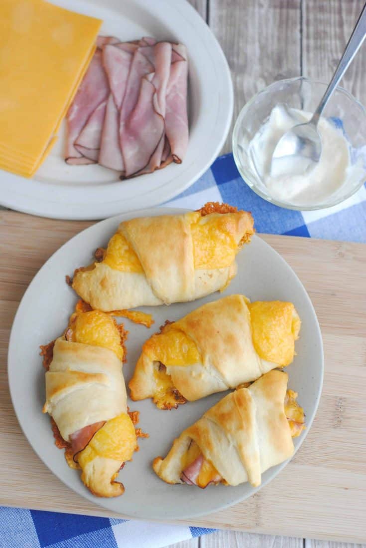 Ham & Cheese Croissants are the perfect meal any time of day. Whether you serve these for breakfast, lunch, or dinner, they are going to make everyone in your house happy. - Teaspoon of Goodness