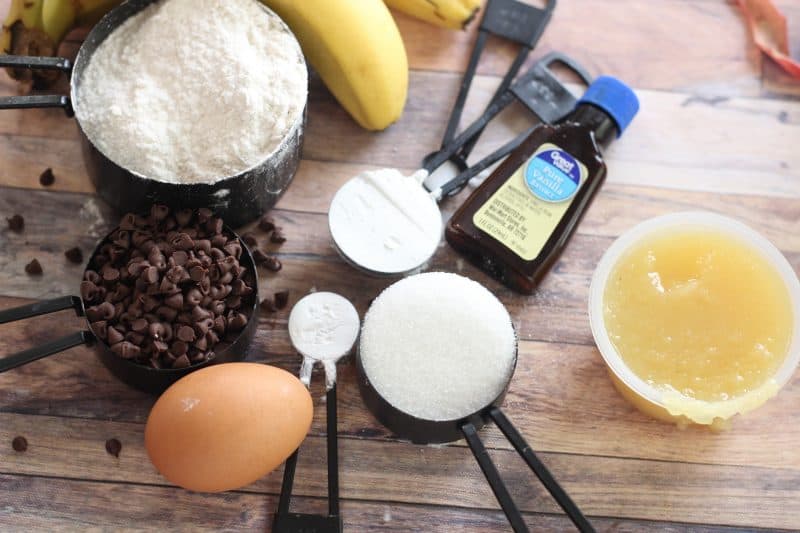 Ingredients for healthy chocolate chip banana muffins.