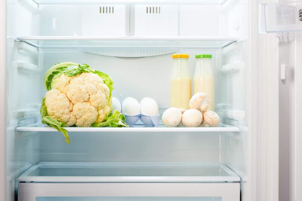 Storing a whole cauliflower 