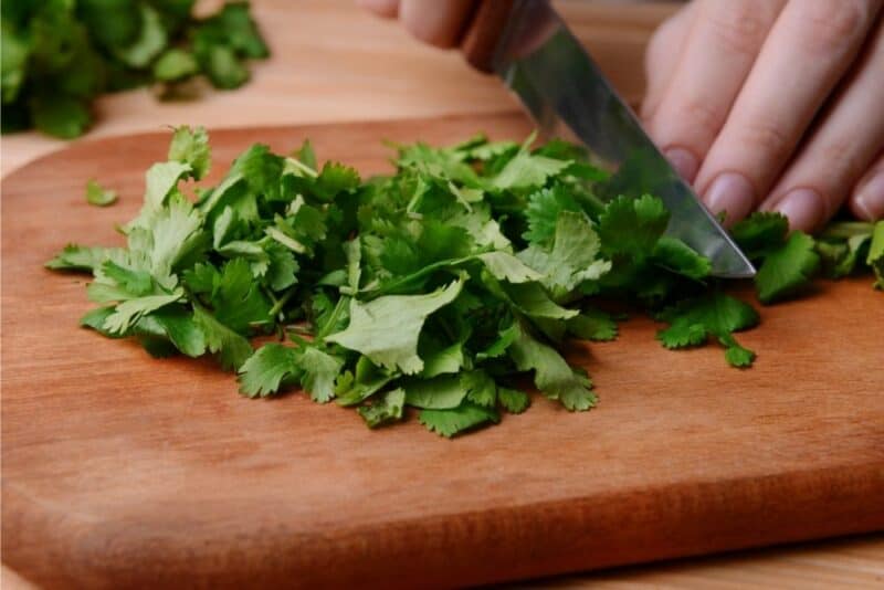 How To Chop Cilantro Teaspoon Of Goodness